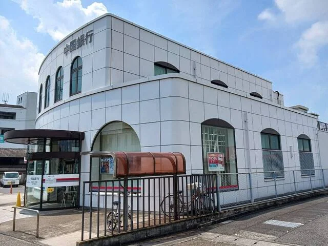 中国銀行茶屋町支店まで1300m