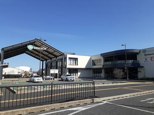 ブランチ岡山北長瀬まで1400m
