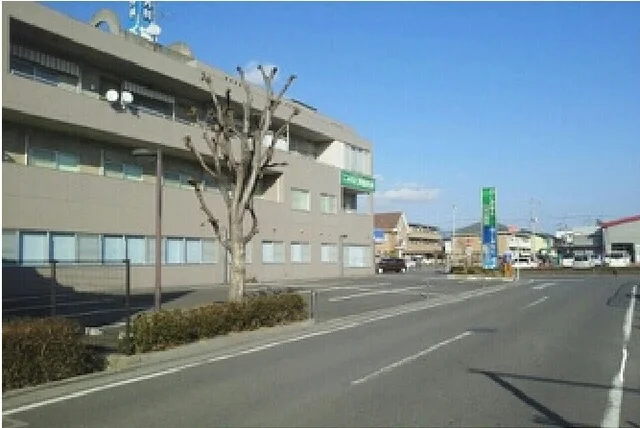 こみなと整形外科様まで800m