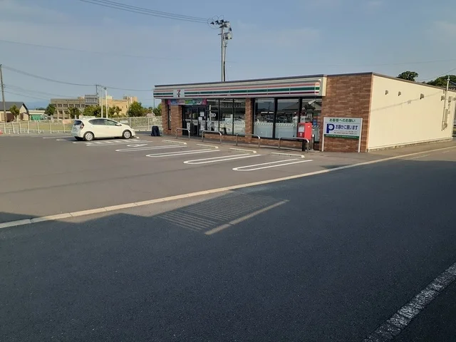 セブンイレブン島原城見店まで581m