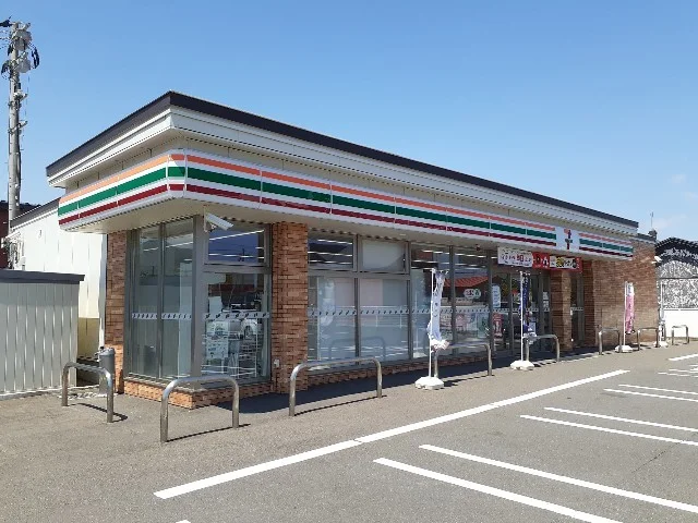 セブンイレブン幌別５丁目まで1200m