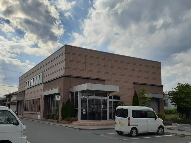 東保銀行　原町支店まで2800m