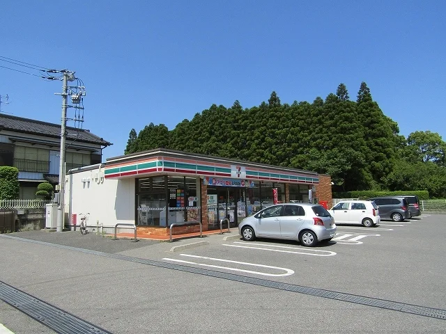 セブンイレブン茂原鷲巣店まで750m