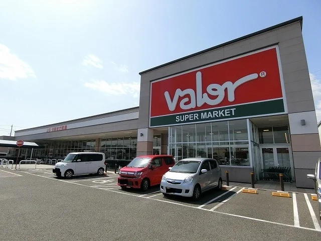 バロー大垣東店まで2203m