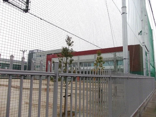 国府小学校まで750m