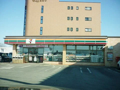 セブンイレブン郡山諏訪前店まで400m