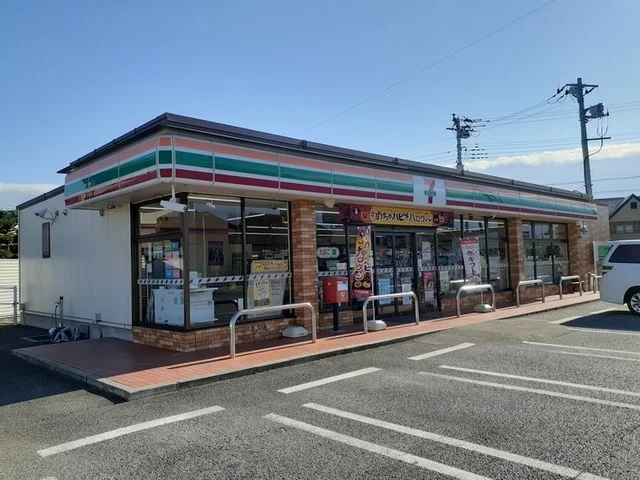 セブンイレブン東南湖店まで1000m