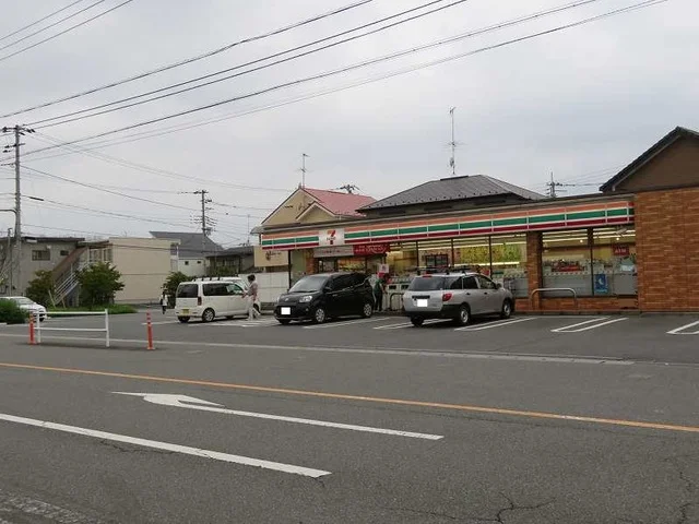 セブンイレブンまで500m