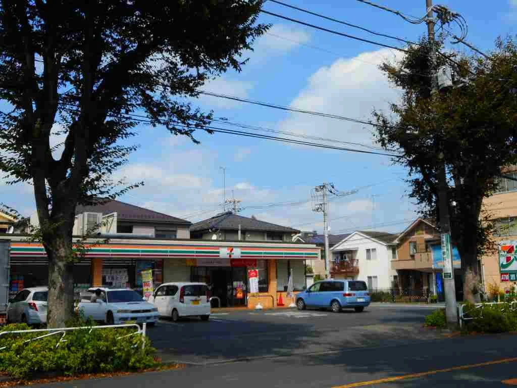 セブンイレブンまで450m