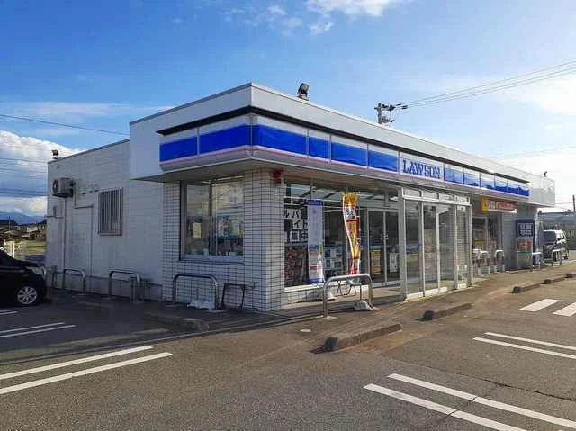 ローソン福岡新栄町店まで1100m