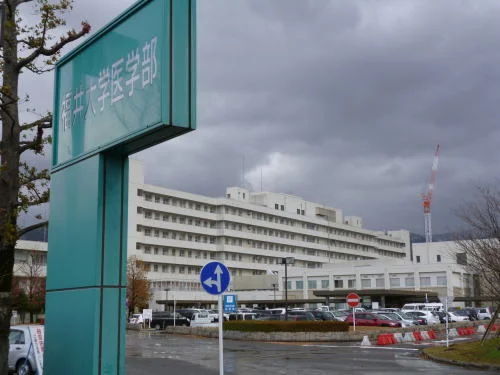 福井大学医学部付属病院まで3000m