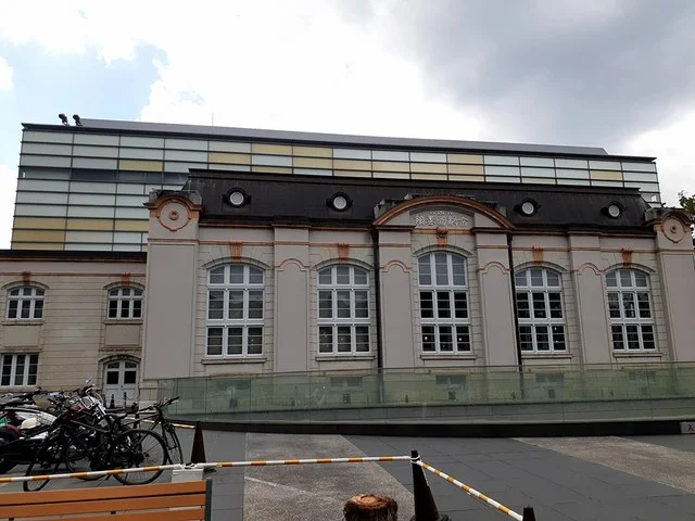 京都府立図書館まで571m