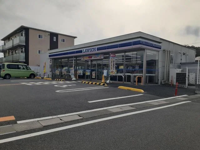 ローソン　大津堅田駅西店まで350m