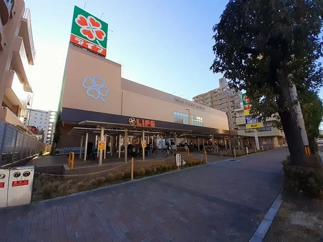 ライフ須磨鷹取店まで1300m