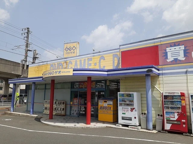 ゲオ茶屋町店まで550m