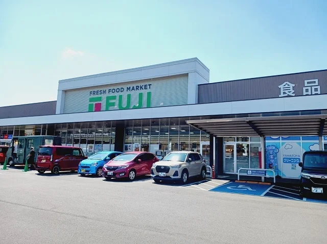フジ志津川店様まで300m