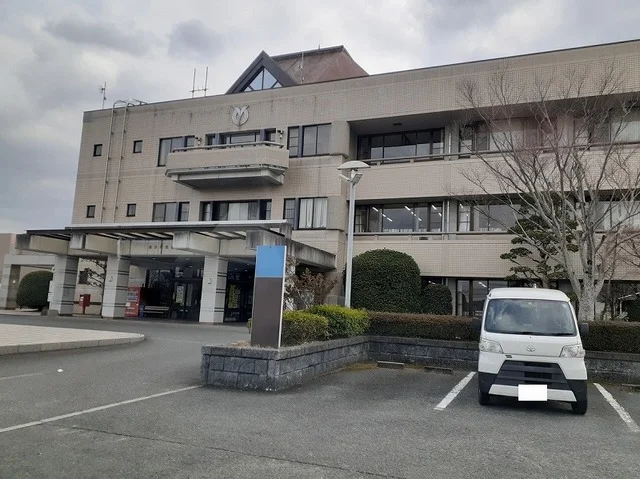 桂川町役場まで1800m