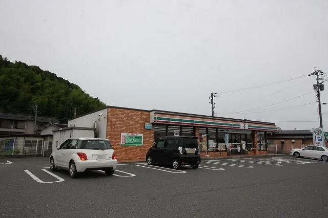 セブンイレブンまで500m