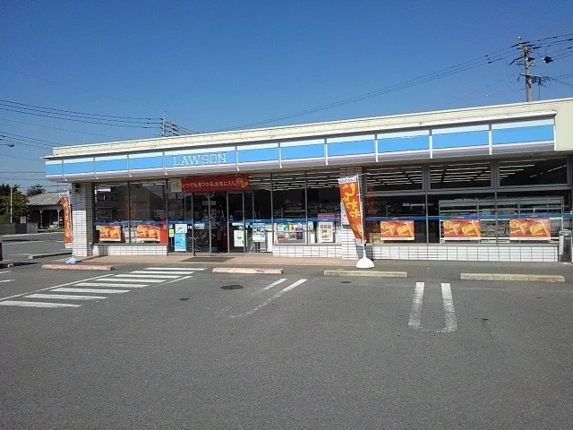 ローソン八女稲富店まで400m
