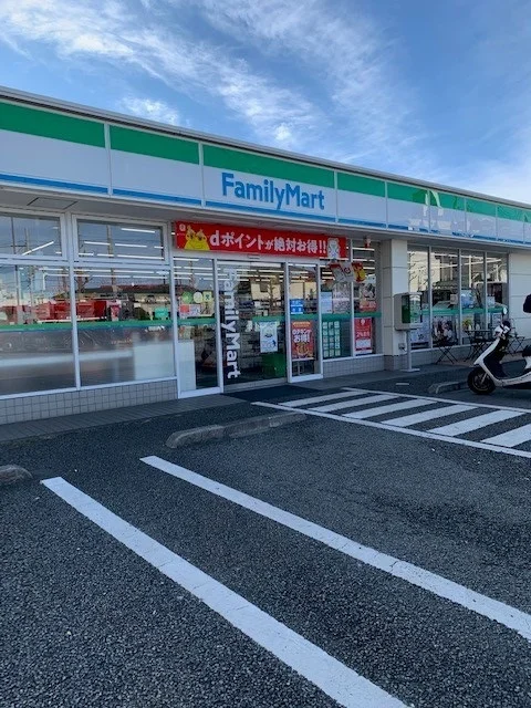 ファミリーマート東青梅５丁目店まで170m