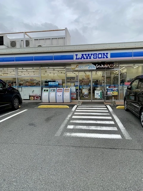 ローソン瑞穂武蔵店まで350m