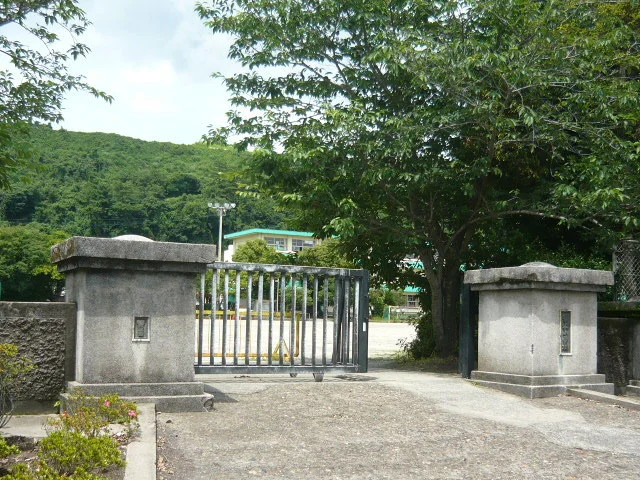 垂水小学校まで750m