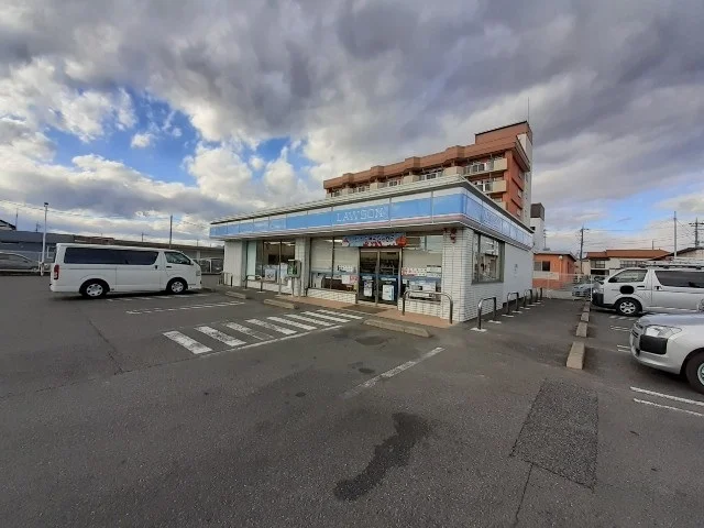 ローソン前橋六供店まで500m