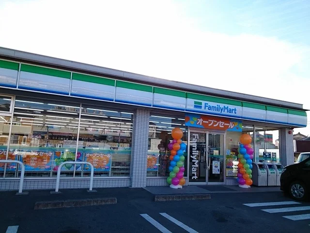 ファミリーマート湖西梅田店まで450m