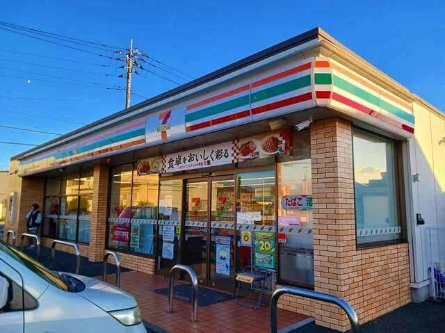 セブンイレブン　富士市下横割店まで450m