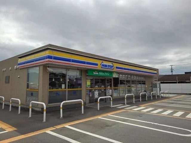 ミニストップ観音寺木之郷店まで600m