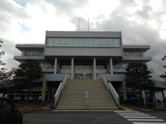 新潟市南区役所まで1000m