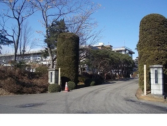 福島市立吾妻中学校まで1100m