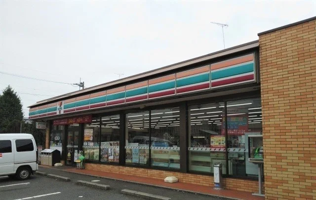 セブンイレブン 成田本三里塚店まで400m