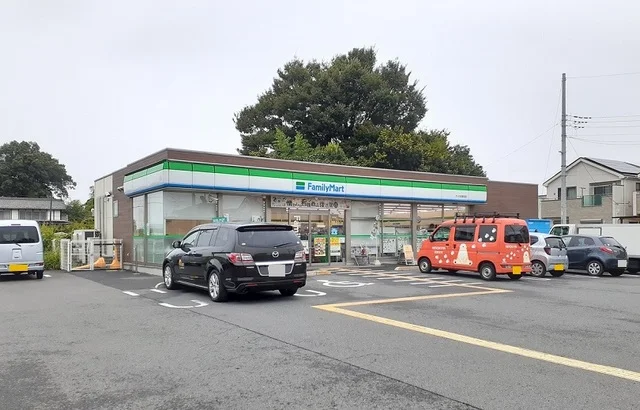 ファミリーマートさいたま蓮沼店まで99m
