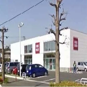 ユニクロまで800m