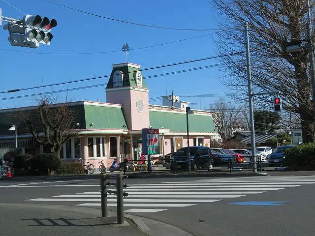 サイゼリヤまで500m