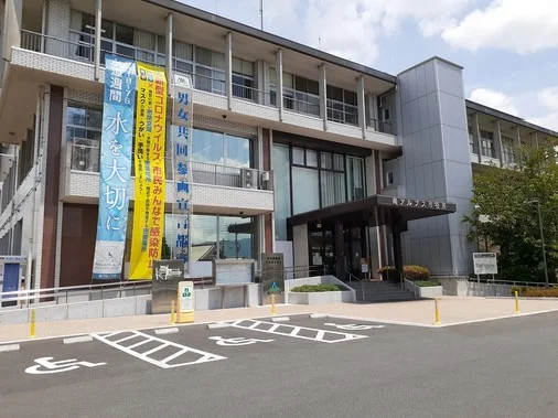 南アルプス市役所まで3700m