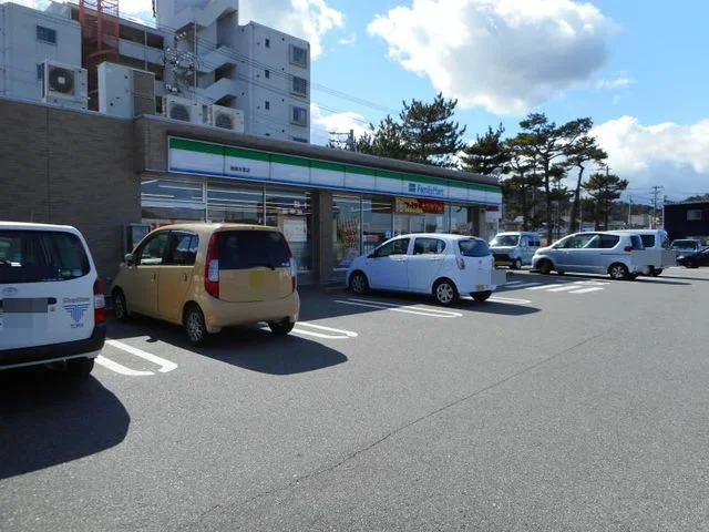 ファミリーマート 岡崎本宿店まで550m