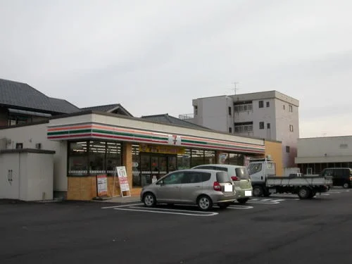 セブンイレブン 福井運動公園店まで300m