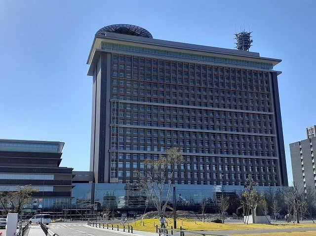 岐阜県庁まで1600m