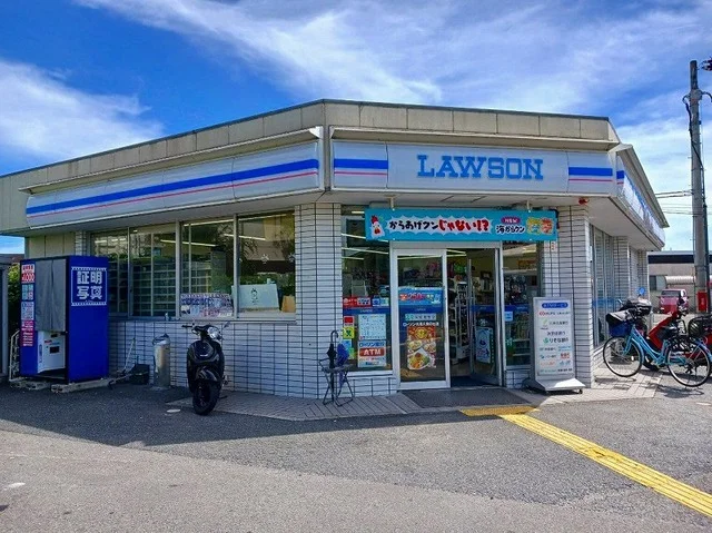 ローソン 伏見久我の杜店まで450m