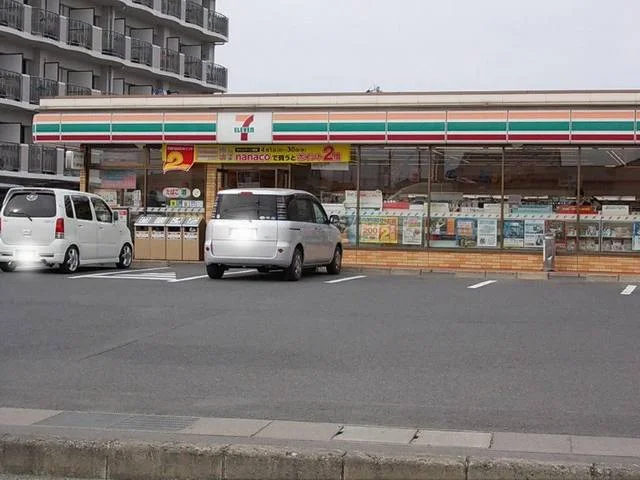 セブンイレブン草津追分町店まで56m