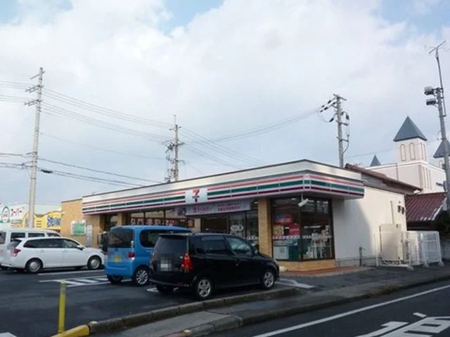 セブンイレブン大津本堅田５丁目まで550m
