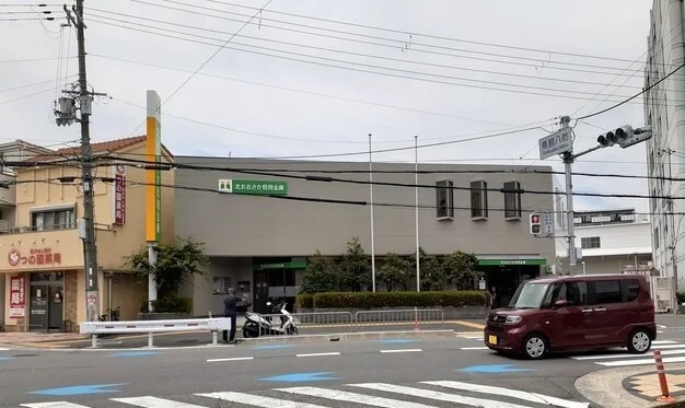 北おおさか信用金庫鳥飼支店様まで950m