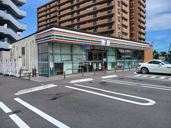 セブンイレブン姫原３丁目店様まで1100m