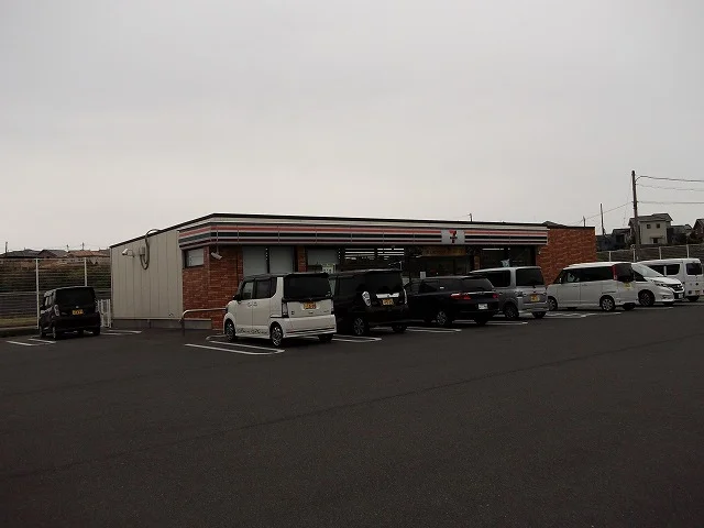 セブンイレブンまで1250m