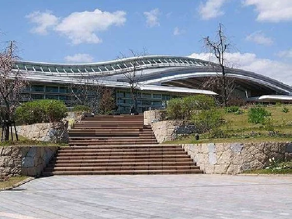 吉野ヶ里歴史公園まで1600m