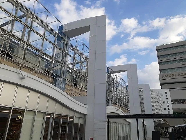 宮崎駅まで500m
