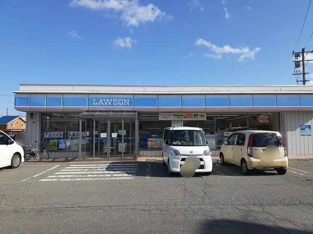 ローソン鶴岡桜新町店まで130m