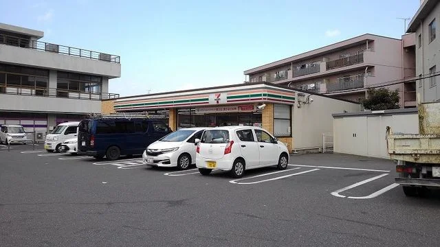 セブンイレブンまで500m